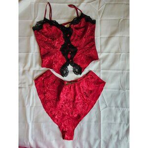 Vintage Gold Label Victorias Secret Burgundy Satin Black Lace 2 PC Nightie Set
